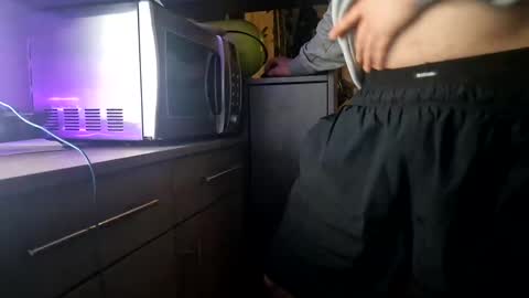 Snapshot of capoo24 chatting on March 7, 2025, 4:24 am capoo24 online show from March 7, 2025, 4:24 am