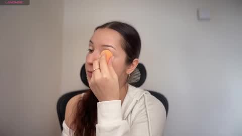 Emma online show from February 12, 2025, 12:01 pm