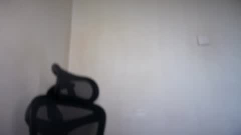 Snapshot of cappuccinokiss chatting on June 10, 2026, 6:34 am Emma online show from June 10, 2026, 6:34 am