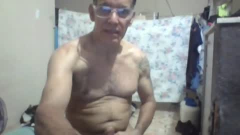 Snapshot of captainfox_ chatting on June 26, 2026, 12:59 am captainfox_ online show from June 26, 2026, 12:59 am