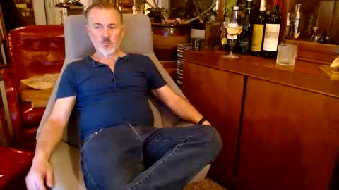 Snapshot of captian_rich chatting on December 19, 2025, 2:18 am captian_rich online show from December 19, 2025, 2:18 am