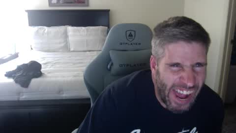 Snapshot of captmorgan30263 chatting on October 16, 2025, 8:32 pm captmorgan30263 online show from October 16, 2025, 8:32 pm