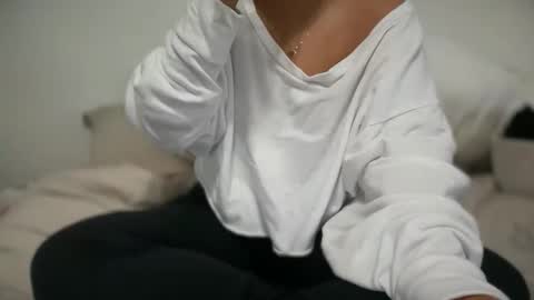 Cara Bou online show from March 5, 2026, 6:04 pm