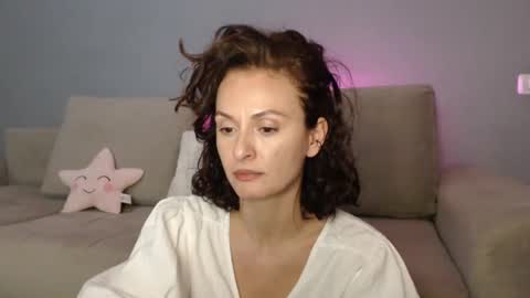 Snapshot of carakat chatting on March 8, 2025, 11:18 pm carakat online show from March 8, 2025, 11:18 pm