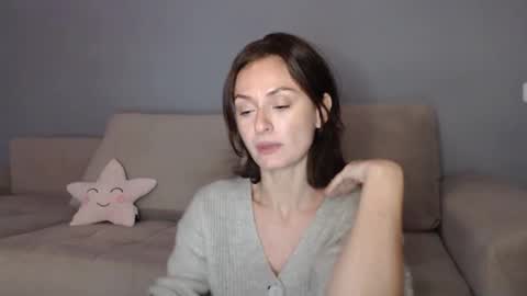 Snapshot of carakat chatting on November 30, 2025, 9:19 pm carakat online show from November 30, 2025, 9:19 pm