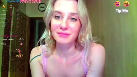 Snapshot of caramel_pie_ chatting on June 10, 2026, 9:25 pm caramel online show from June 10, 2026, 9:25 pm