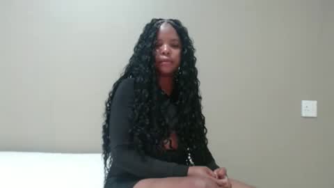 fifi online show from March 4, 2026, 7:20 pm