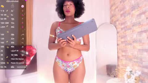 Snapshot of cardykambell chatting on August 3, 2026, 12:43 pm cardykambell online show from August 3, 2026, 12:43 pm