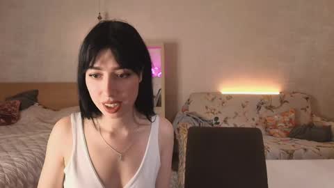 caressyourself online show from October 25, 2025, 5:30 pm