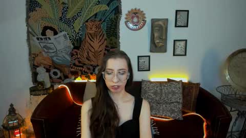 Snapshot of careyjonas chatting on December 17, 2025, 4:57 pm careyjonas online show from December 17, 2025, 4:57 pm