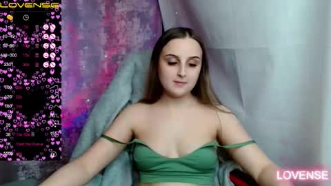 Snapshot of careysworld chatting on November 14, 2025, 8:46 am Christi online show from November 14, 2025, 8:46 am