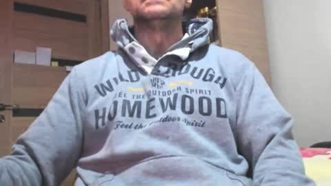 Laz online show from December 1, 2025, 6:07 am