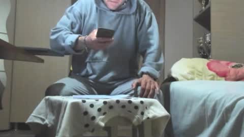 Laz online show from February 3, 2026, 11:32 pm