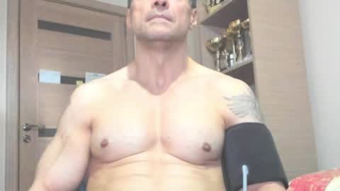 Snapshot of carin_the_body chatting on May 28, 2026, 10:45 am Laz online show from May 28, 2026, 10:45 am