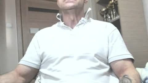 Snapshot of carin_the_body chatting on June 14, 2026, 3:14 pm Laz online show from June 14, 2026, 3:14 pm