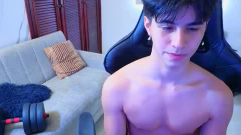 Snapshot of carl_dixon chatting on September 21, 2025, 3:24 pm carl_dixon online show from September 21, 2025, 3:24 pm