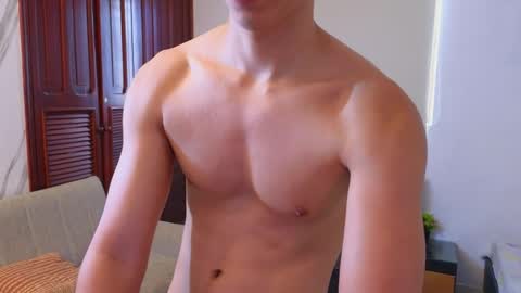 Snapshot of carl_dixon chatting on May 28, 2026, 7:44 pm carl_dixon online show from May 28, 2026, 7:44 pm