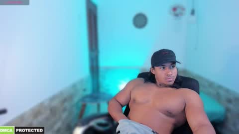 Snapshot of carl_smithh chatting on November 13, 2025, 4:44 am Carl online show from November 13, 2025, 4:44 am