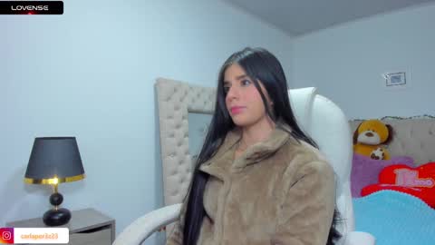 Snapshot of carla_perez_ chatting on January 2, 2025, 2:33 am carla perez 5pm 1 am online show from January 2, 2025, 2:33 am