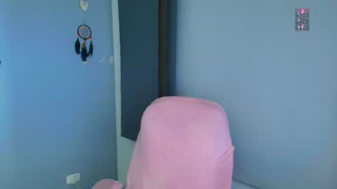 Carla online show from July 24, 2026, 4:54 am