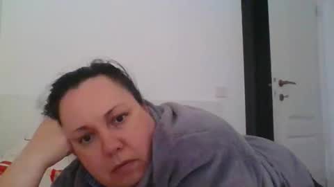 Snapshot of carlaruth chatting on November 3, 2025, 4:52 pm Carlaruth online show from November 3, 2025, 4:52 pm