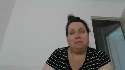 Snapshot of carlaruth chatting on May 1, 2026, 3:55 am Carlaruth online show from May 1, 2026, 3:55 am