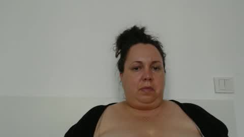 Snapshot of carlaruth chatting on May 1, 2026, 4:00 pm Carlaruth online show from May 1, 2026, 4:00 pm