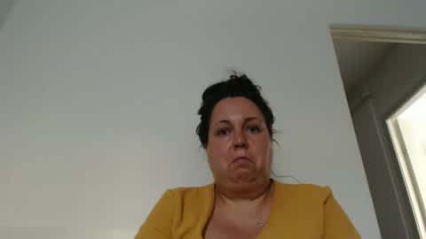 Snapshot of carlaruth chatting on May 2, 2026, 4:12 pm Carlaruth online show from May 2, 2026, 4:12 pm