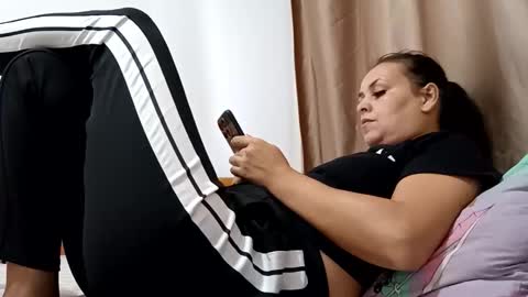 Snapshot of carlasweet00 chatting on September 24, 2025, 5:22 am carlasweet00 online show from September 24, 2025, 5:22 am