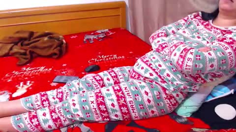 Snapshot of carlasweet00 chatting on December 15, 2025, 3:11 am carlasweet00 online show from December 15, 2025, 3:11 am