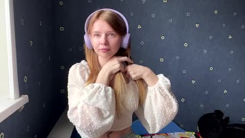 Kaayy  Its my first day here  online show from April 1, 2026, 8:04 am