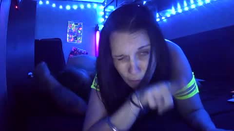 Snapshot of carleydenza83 chatting on March 12, 2026, 8:53 am carleydenza83 online show from March 12, 2026, 8:53 am