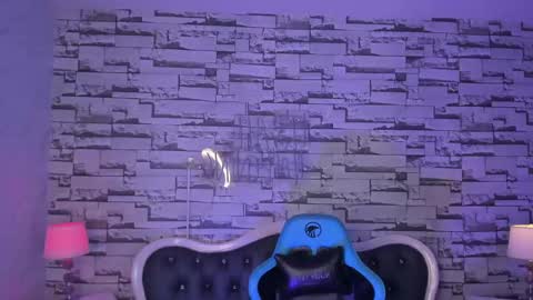 Snapshot of carlie_mayer chatting on December 24, 2024, 4:00 am CARLYE online show from December 24, 2024, 4:00 am