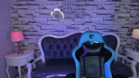 Snapshot of carlie_mayer chatting on December 28, 2024, 4:19 am CARLYE online show from December 28, 2024, 4:19 am