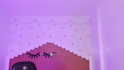 Snapshot of carlie_mayer chatting on September 11, 2025, 2:44 am CARLYE online show from September 11, 2025, 2:44 am