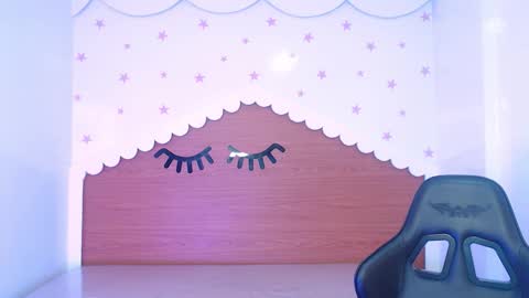 Snapshot of carlie_mayer chatting on November 12, 2025, 3:07 am CARLYE online show from November 12, 2025, 3:07 am