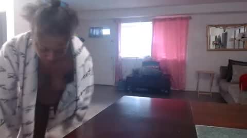 Carlie online show from February 17, 2026, 1:51 pm