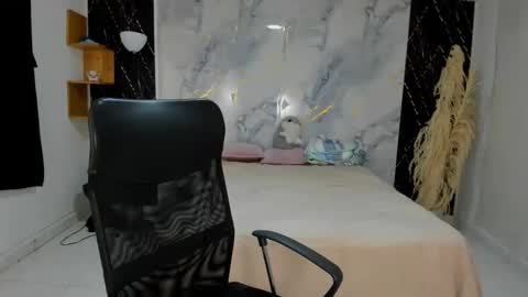 master online show from April 18, 2026, 1:15 pm