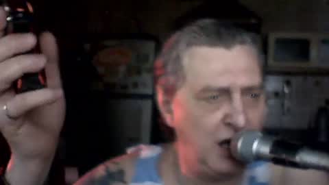 carlos712009 online show from June 13, 2026, 6:55 am