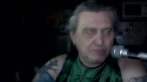 carlos712009 online show from June 19, 2026, 4:06 am