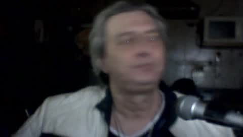 carlos712009 online show from June 30, 2026, 7:37 pm