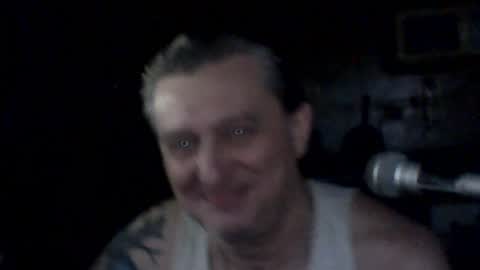 carlos712009 online show from July 19, 2026, 6:28 am