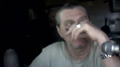 carlos712009 online show from July 21, 2026, 6:49 am