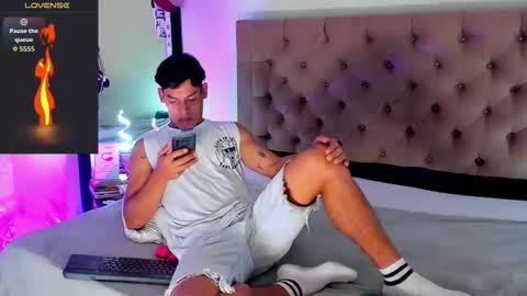 carloshero69 online show from January 9, 2026, 3:04 pm