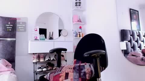 carloshero69 online show from July 18, 2026, 8:34 pm