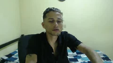 Snapshot of carlossmi01 chatting on February 16, 2025, 3:37 am carlossmi01 online show from February 16, 2025, 3:37 am