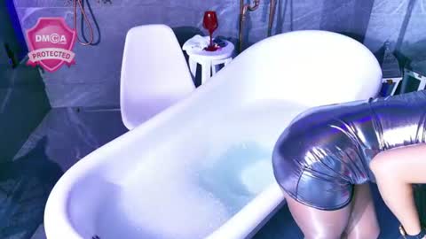 Snapshot of carlotta_ricci chatting on June 11, 2026, 12:43 am Carla Carla I am sensual goddes and i was born for loveworshipping and enjoyment. online show from June 11, 2026, 12:43 am