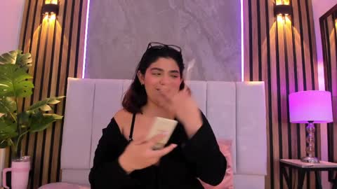 Snapshot of carlotta_velour chatting on March 27, 2026, 3:34 am Carlotta Velour online show from March 27, 2026, 3:34 am