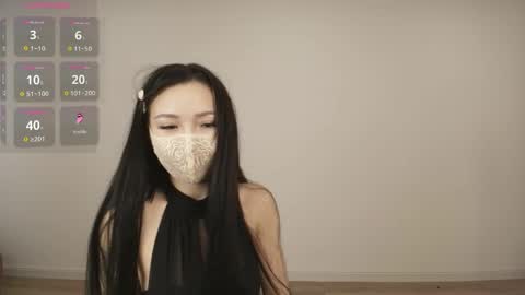 Carlune online show from April 27, 2026, 3:04 am