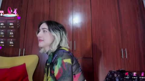 carly grasso  online show from September 12, 2025, 11:26 pm